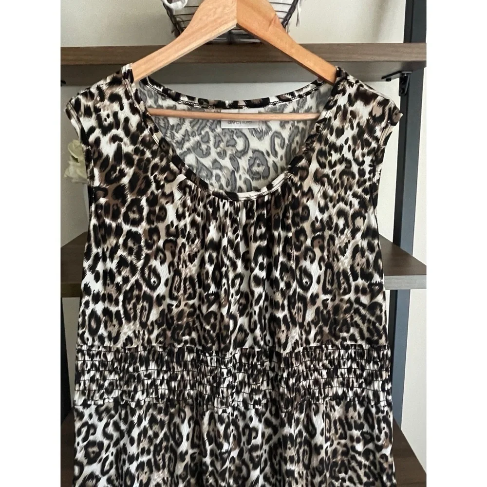 ** BUNDLE SALE 3/$16 ** Avenue Sleeveless Maxi Sundress Animal Print Size 18/20 - Picture 2 of 14
